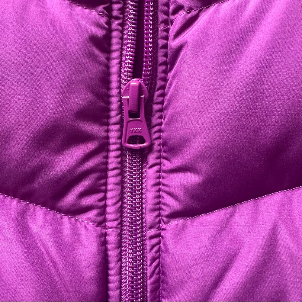 Lands' End Rich Purple Down Puffer Vest Women’s Sz Medium Tall 10-12 - Picture 3 of 8